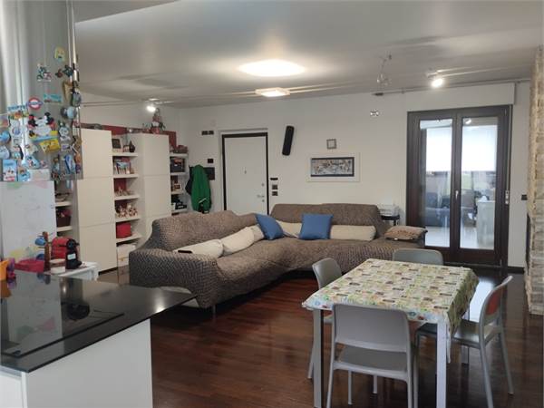 Bellissimo ATTICO MQ 124 , GARAGE MQ 35
