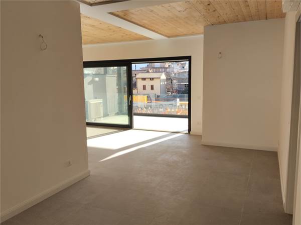 NUOVA COSTRUZIONE 2025 APPARTAMENTO MQ 160